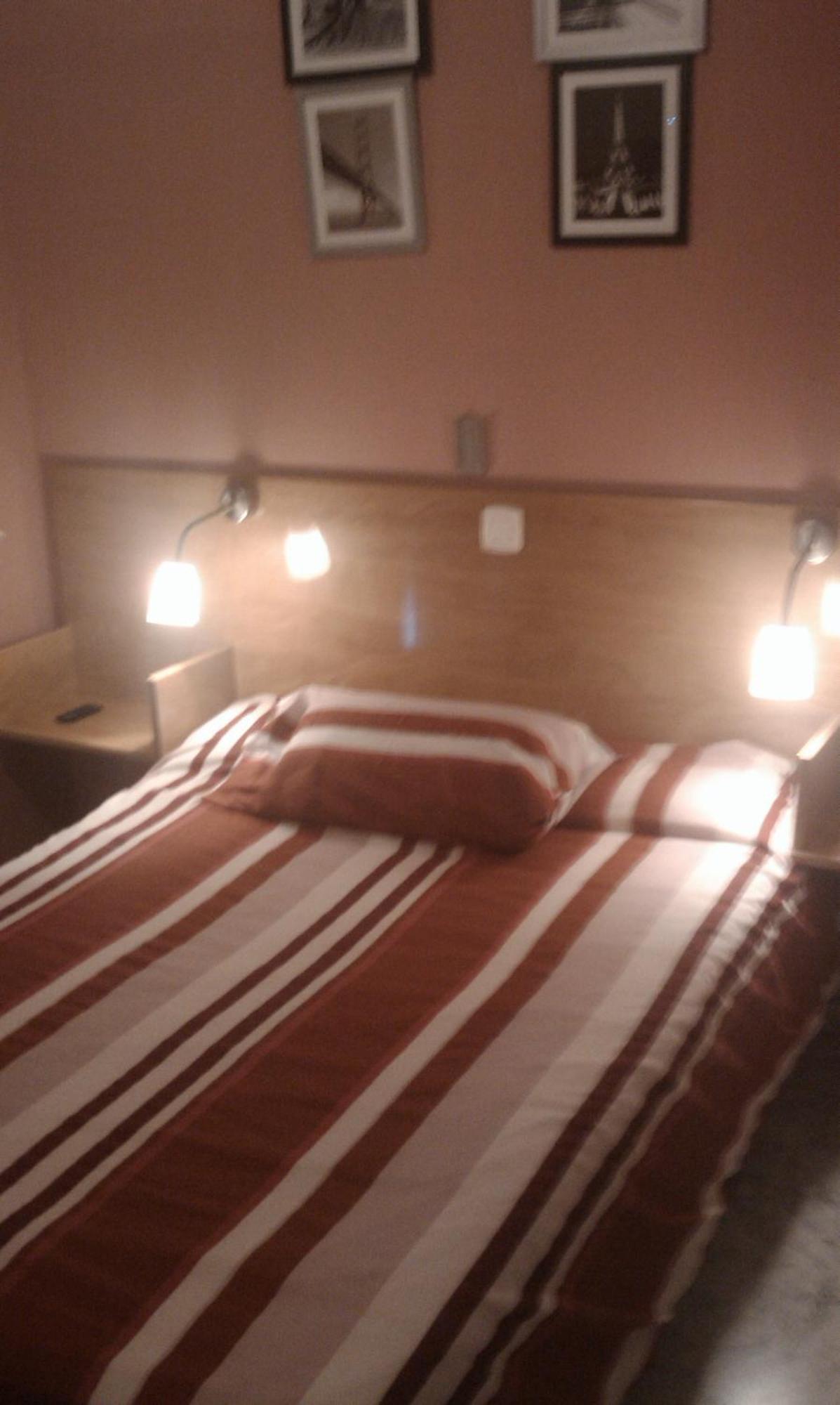 Hostal Neptuno Caces المظهر الخارجي الصورة