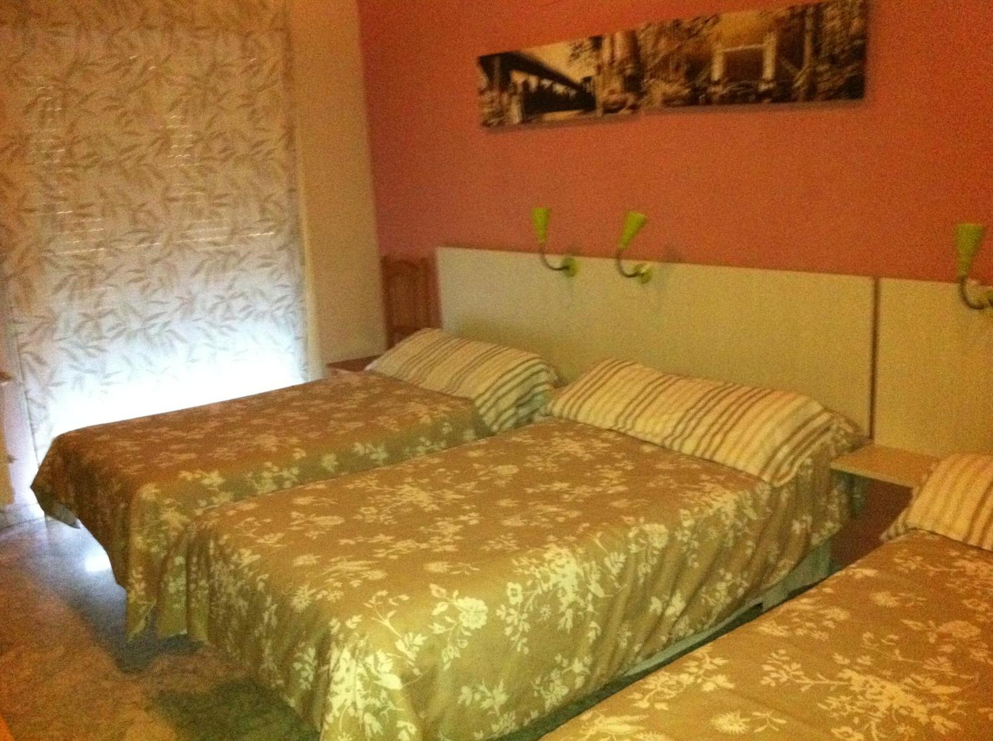 Hostal Neptuno Caces المظهر الخارجي الصورة