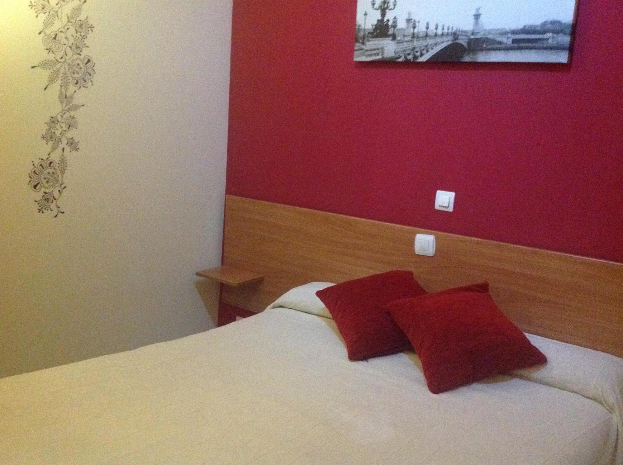 Hostal Neptuno Caces المظهر الخارجي الصورة