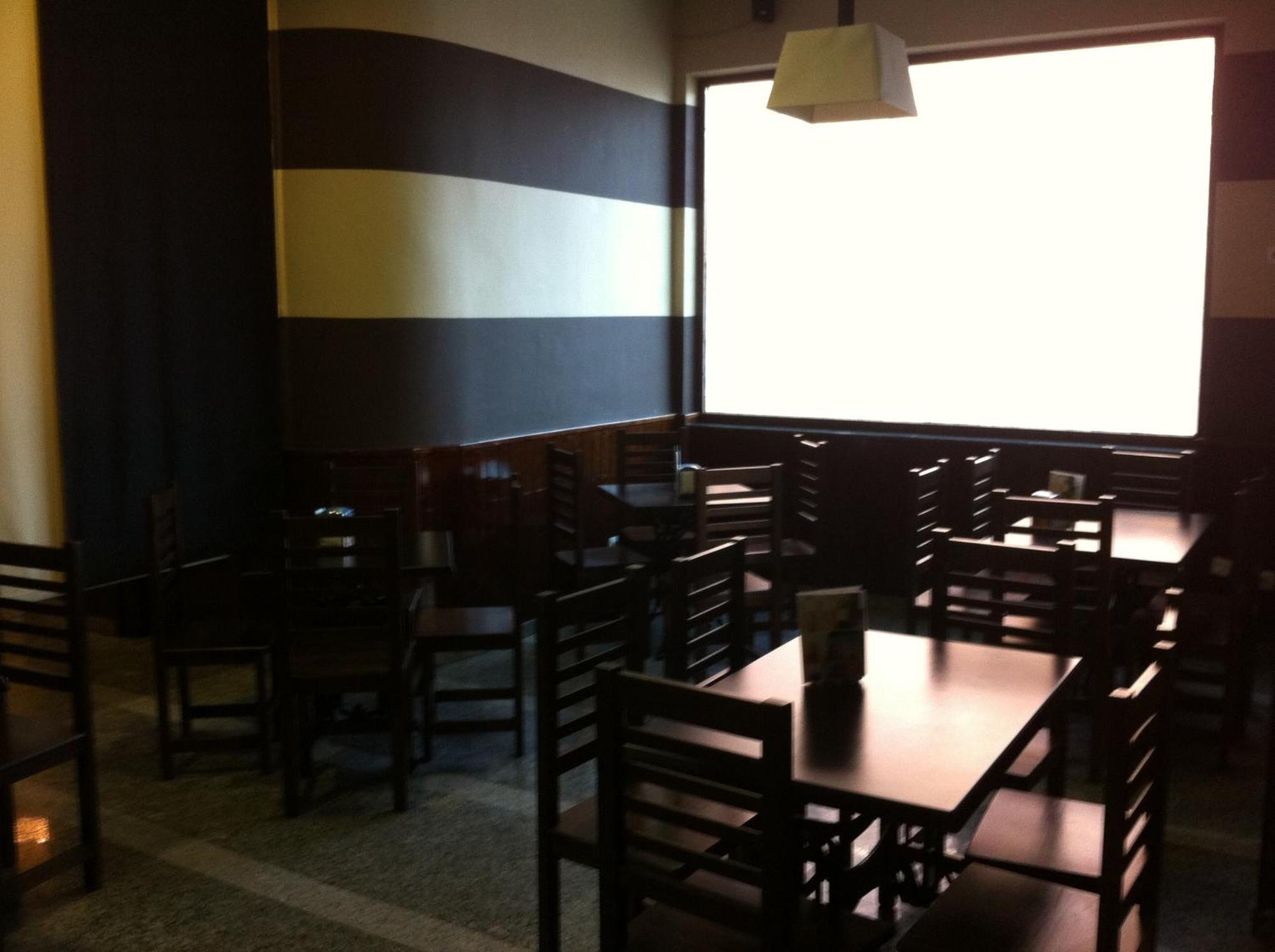 Hostal Neptuno Caces المظهر الخارجي الصورة