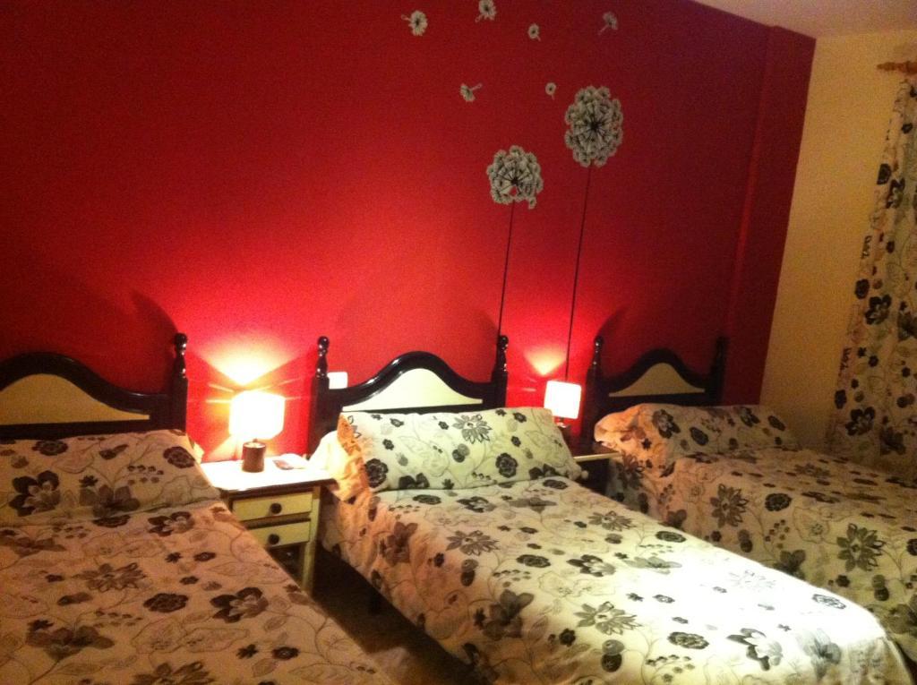 Hostal Neptuno Caces الغرفة الصورة