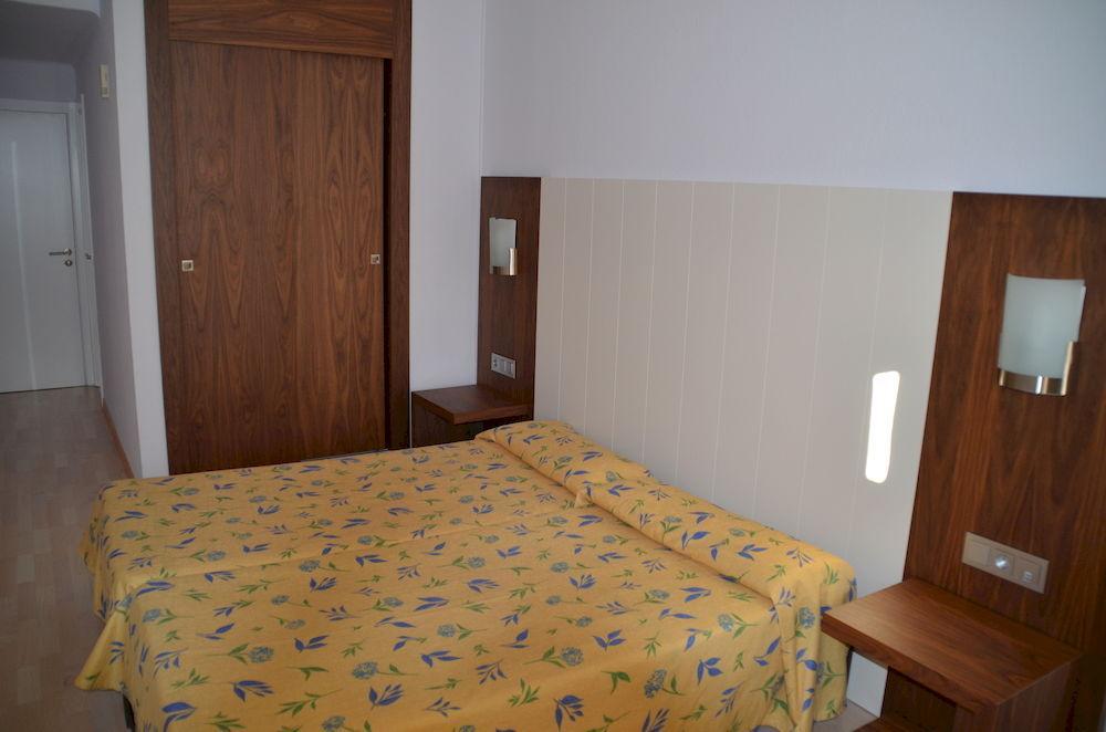 Hostal Neptuno Caces المظهر الخارجي الصورة