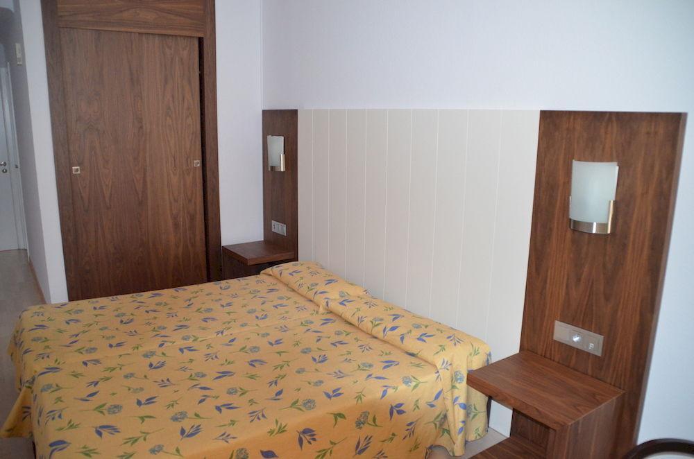 Hostal Neptuno Caces المظهر الخارجي الصورة