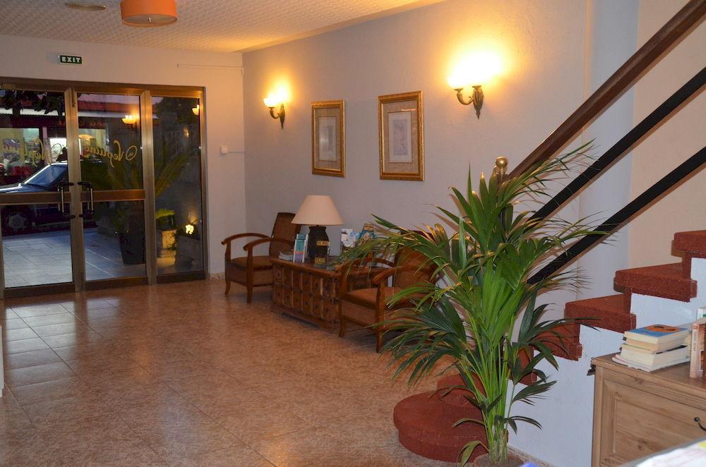 Hostal Neptuno Caces المظهر الخارجي الصورة