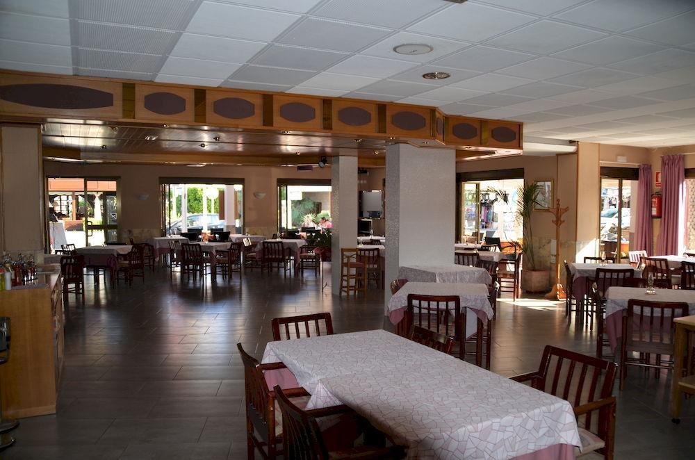 Hostal Neptuno Caces المظهر الخارجي الصورة