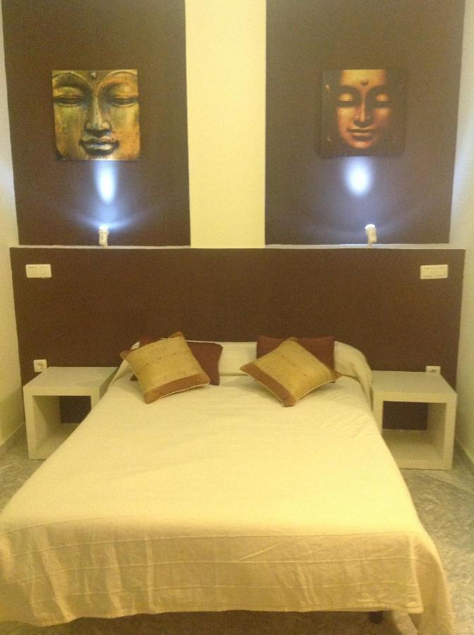 Hostal Neptuno Caces الغرفة الصورة